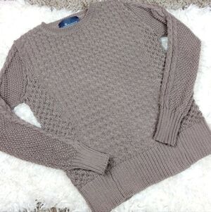 Paper Crane Grey Cable Knit Sweater Women's Medium M Crew Neck Classic Neutral